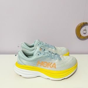 Hoka Bondi 8 Sneakers🤍🩵💛